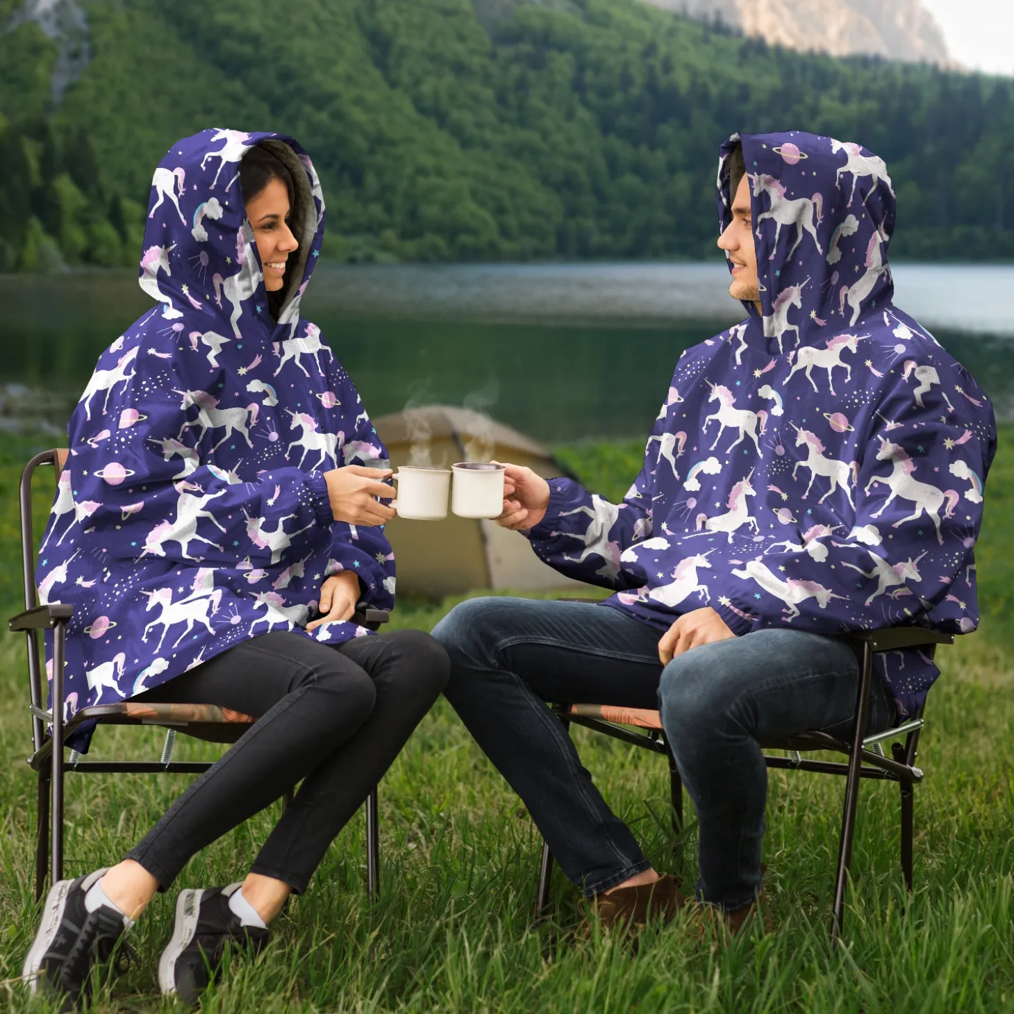 kuscheliger_kapuzenpullov_10-2.webp Kuscheliger Kapuzenpullover – Einhorn