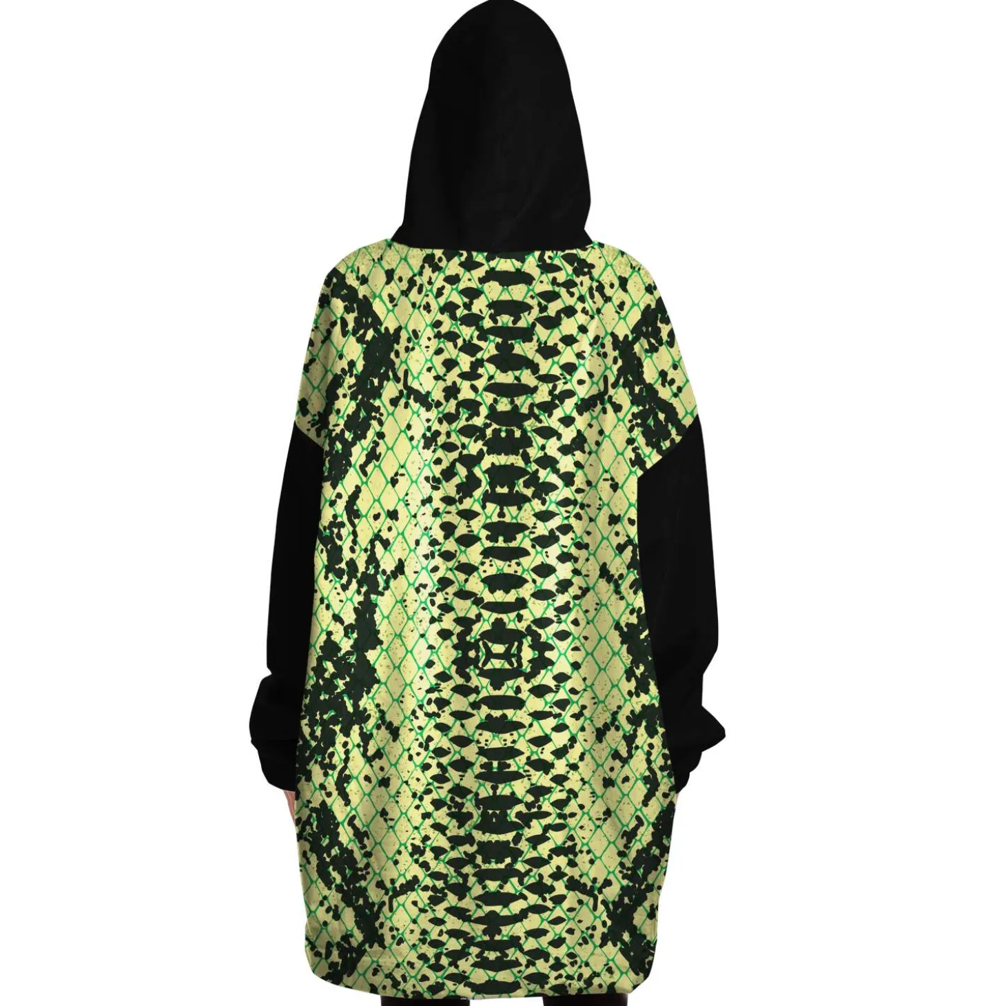kuscheliger_kapuzenpullov_5-10.webp Kuscheliger Kapuzenpullover – Schlange