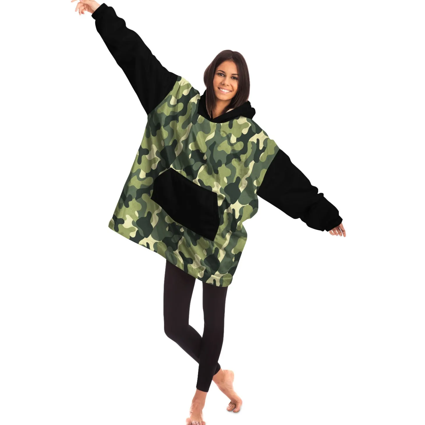 kuscheliger_kapuzenpullov_6-13.webp Kuscheliger Kapuzenpullover – Camouflage
