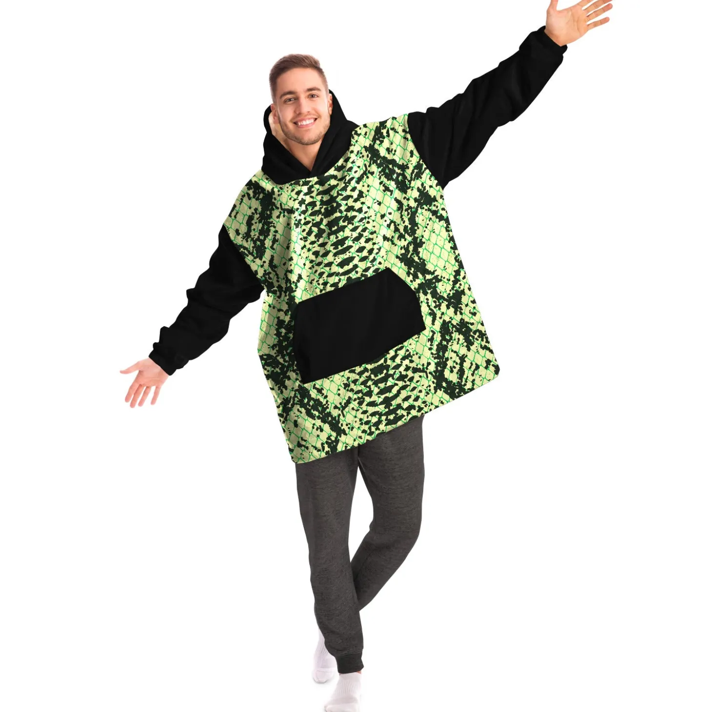 kuscheliger_kapuzenpullov_9-10.webp Kuscheliger Kapuzenpullover – Schlange