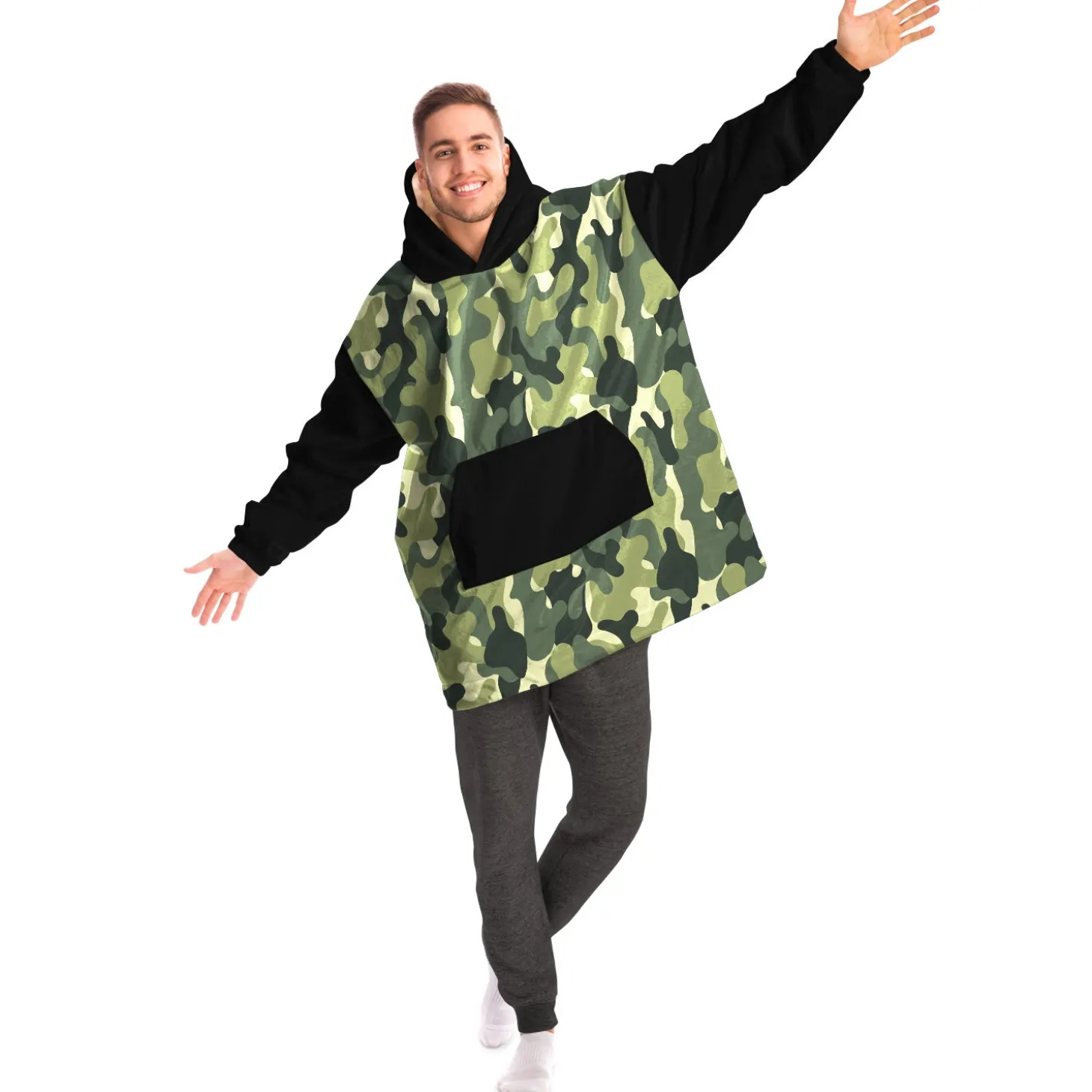 kuscheliger_kapuzenpullov_9-13.webp Kuscheliger Kapuzenpullover – Camouflage